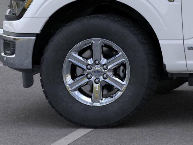 Photo of 2025 Oxford White Ford F-150