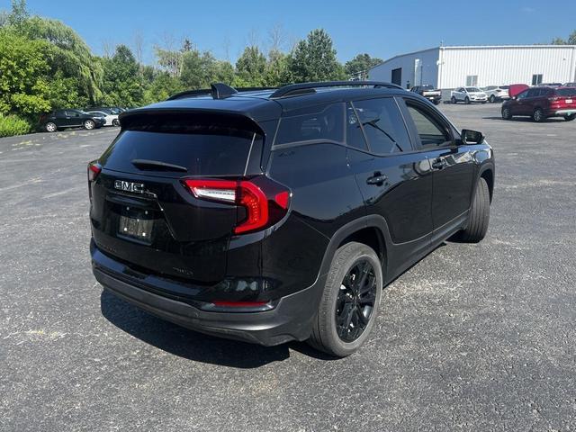 Photo of 2022 Ebony Twilight Metallic GMC Terrain