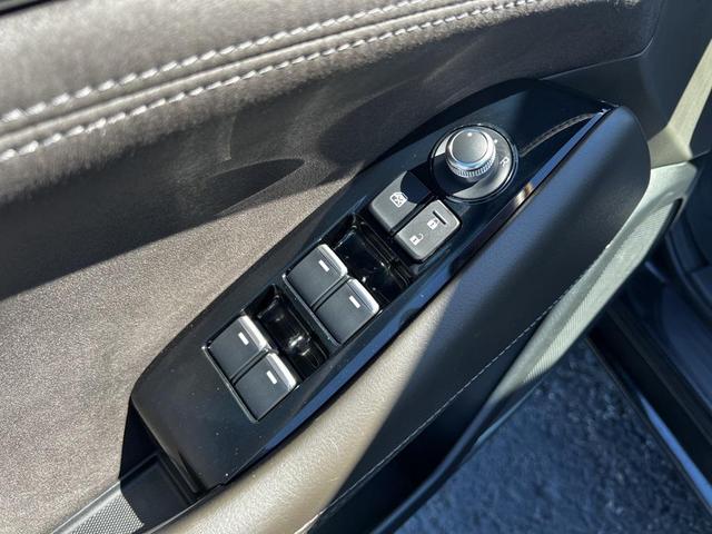 Photo of 2018 Jet Black Mica Mazda Mazda6