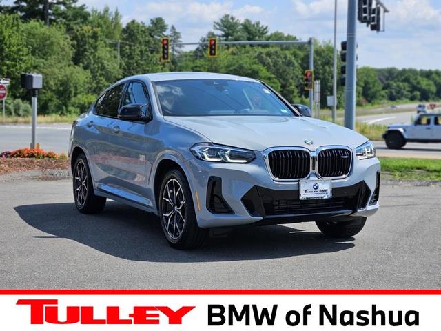 Photo of 2024 Gray BMW X4