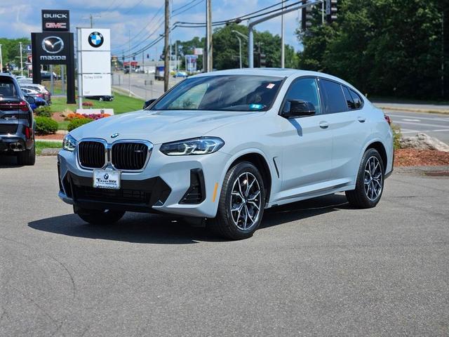 Photo of 2024 Gray BMW X4
