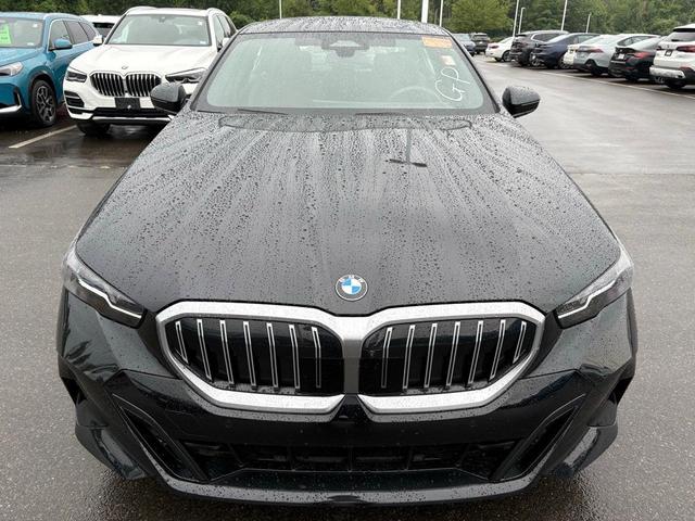 Photo of 2024 Black Sapphire Metallic BMW 540