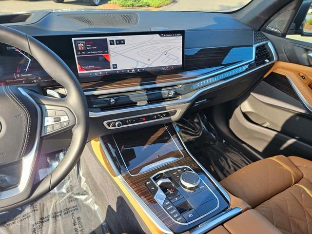 Photo of 2024 Black Sapphire Metallic BMW X5