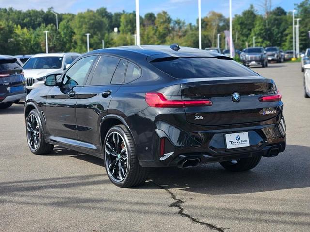 Photo of 2024 Black Sapphire Metallic BMW X4