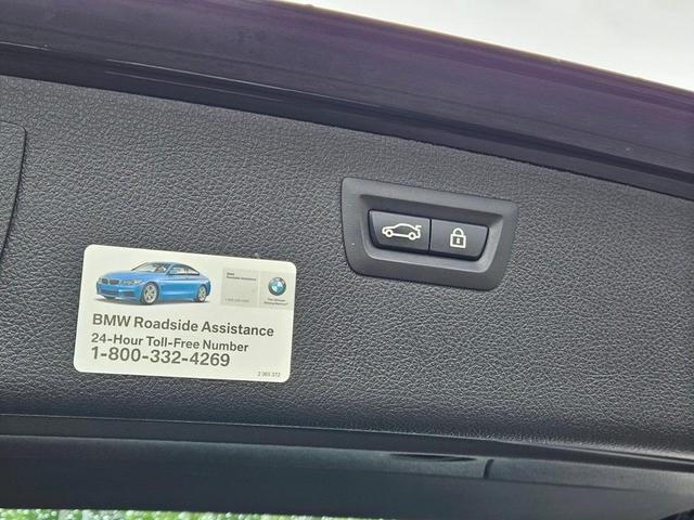 Photo of 2018 Jet Black BMW 328d