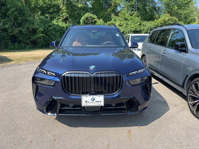 Photo of 2026 Tanzanite Blue II Metallic BMW X7
