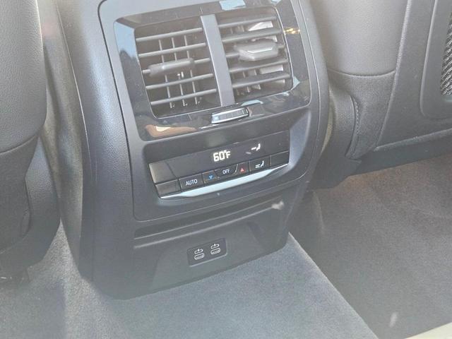 Photo of 2024 Mineral White Metallic BMW X3