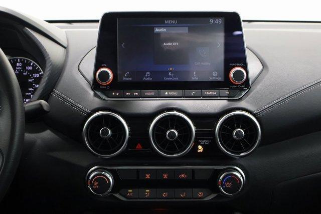 Photo of 2023 Black Nissan Sentra