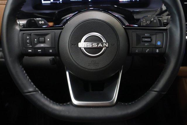 Photo of 2024 Obsidian Green Pearl Nissan Pathfinder
