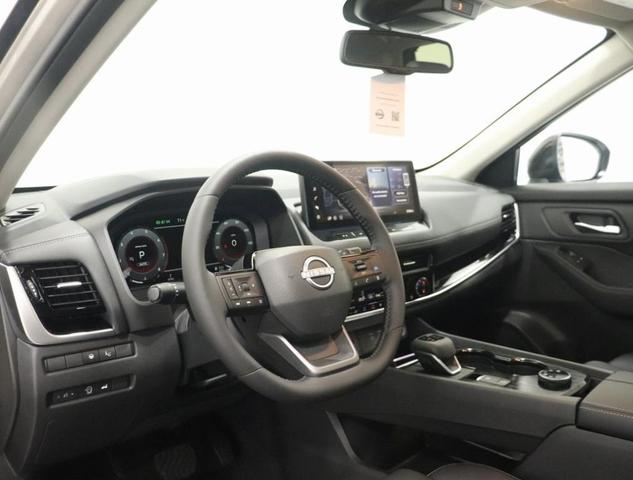 Photo of 2025 2t Chpn Blk Roo Nissan Rogue