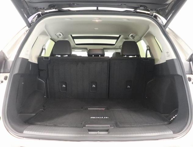 Photo of 2025 2t Chpn Blk Roo Nissan Rogue