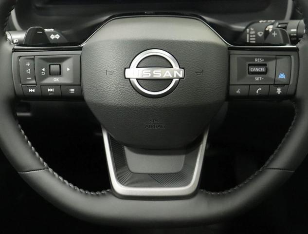 Photo of 2025 2t Chpn Blk Roo Nissan Rogue