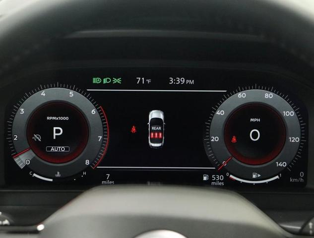 Photo of 2025 2t Chpn Blk Roo Nissan Rogue