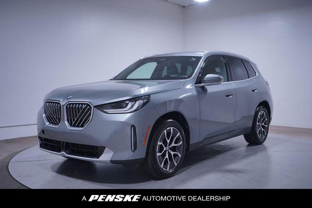 Photo of 2025 Gray Metallic BMW X3