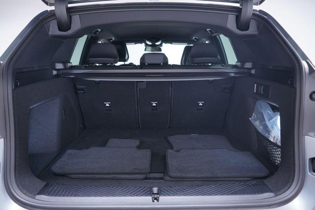 Photo of 2025 Gray Metallic BMW X3