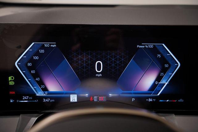 Photo of 2025 Gray Metallic BMW X3