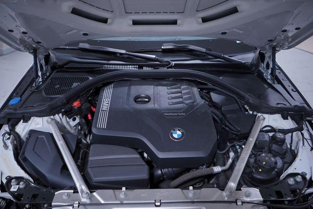 Photo of 2023 White Metallic BMW 430
