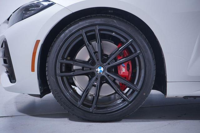 Photo of 2023 White Metallic BMW 430