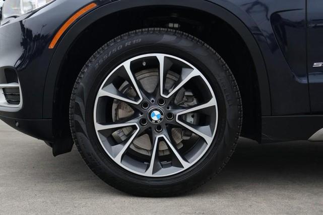Photo of 2017 Imperial Blue Metallic BMW X5