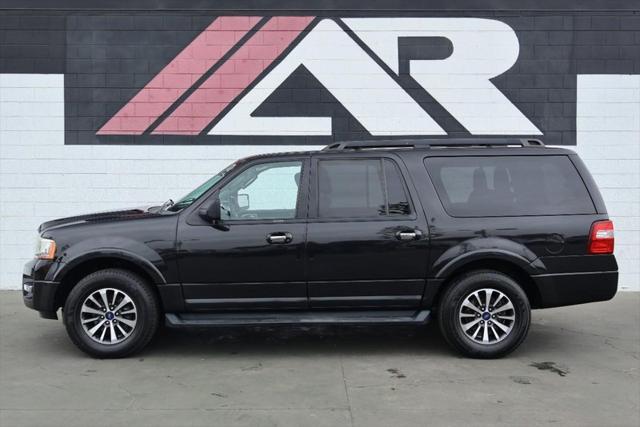 Photo of 2015 Tuxedo Black Metallic Ford Expedition EL