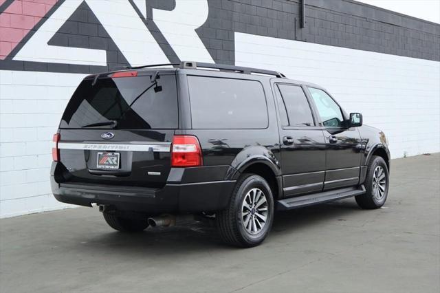 Photo of 2015 Tuxedo Black Metallic Ford Expedition EL