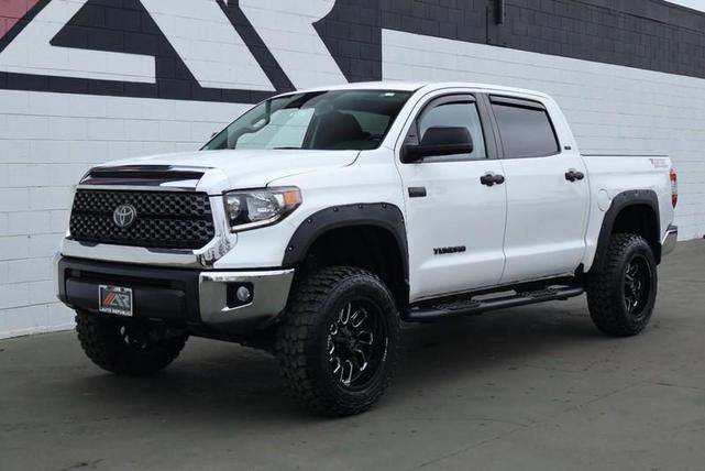 Photo of 2020 Super White Toyota Tundra