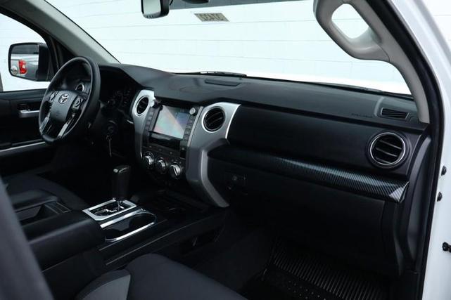 Photo of 2020 Super White Toyota Tundra