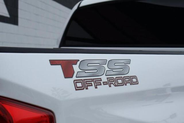 Photo of 2020 Super White Toyota Tundra