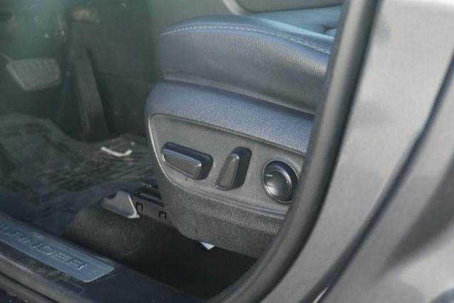 Photo of 2020 Magnetic Gray Metallic Toyota Highlander