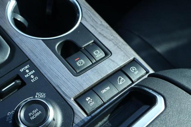 Photo of 2020 Magnetic Gray Metallic Toyota Highlander