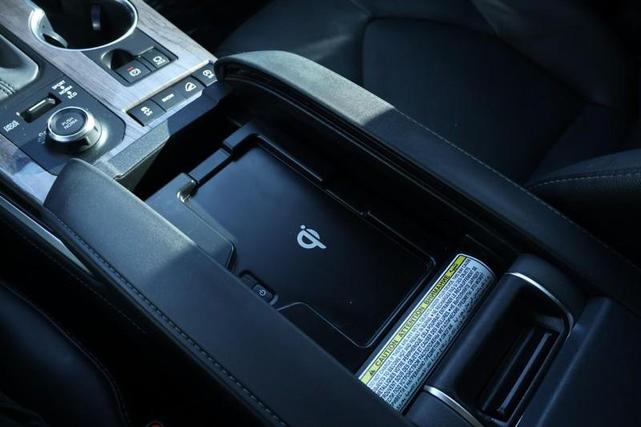 Photo of 2020 Magnetic Gray Metallic Toyota Highlander
