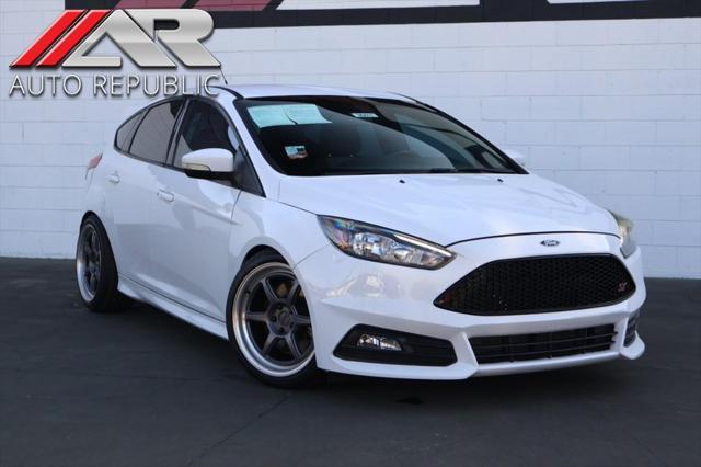 2016 Ford Focus St