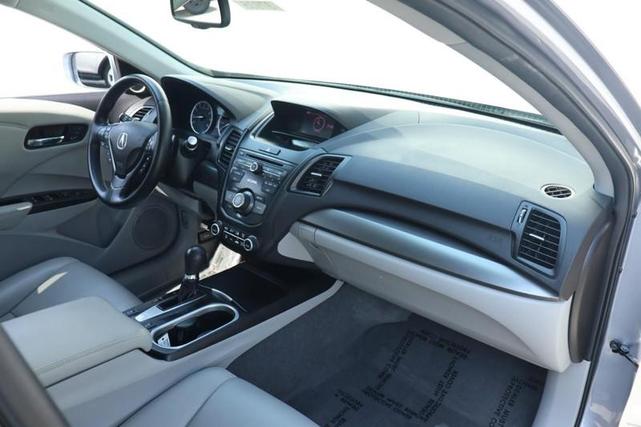 Photo of 2016 Slate Silver Metallic Acura RDX