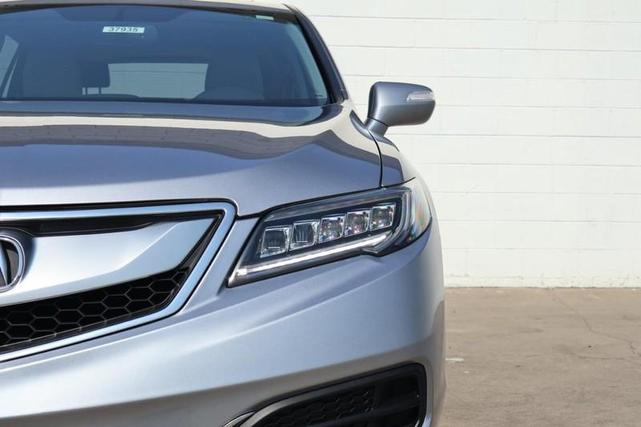 Photo of 2016 Slate Silver Metallic Acura RDX