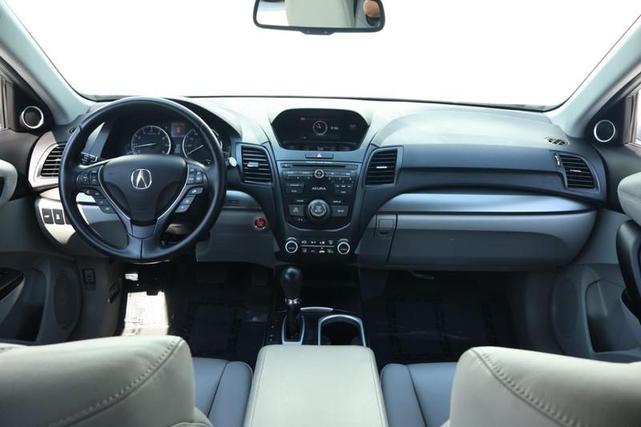 Photo of 2016 Slate Silver Metallic Acura RDX