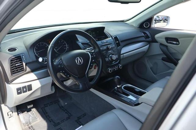 Photo of 2016 Slate Silver Metallic Acura RDX