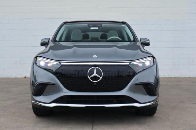 Photo of 2023 Selenite Grey Metallic Mercedes-Benz EQS 450
