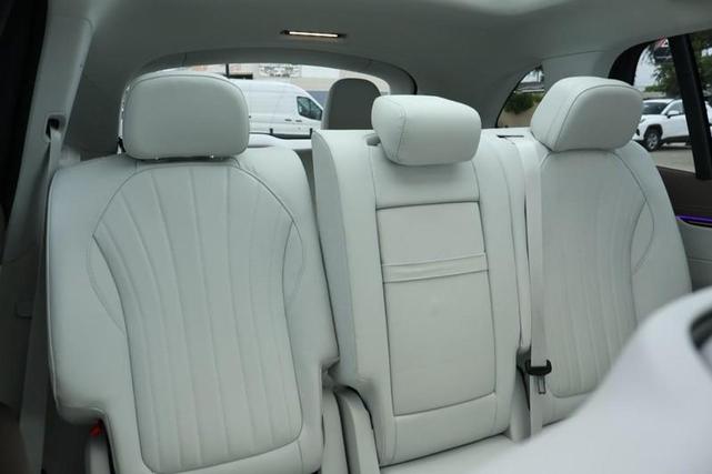 Photo of 2023 Selenite Grey Metallic Mercedes-Benz EQS 450