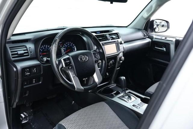 Photo of 2015 Classic Silver Metallic Toyota 4Runner