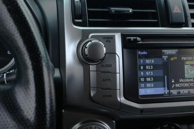 Photo of 2015 Classic Silver Metallic Toyota 4Runner