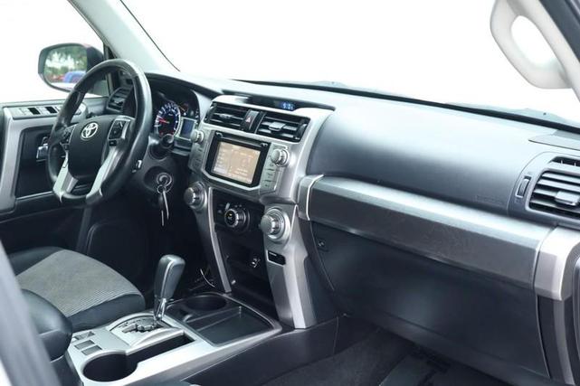 Photo of 2015 Classic Silver Metallic Toyota 4Runner