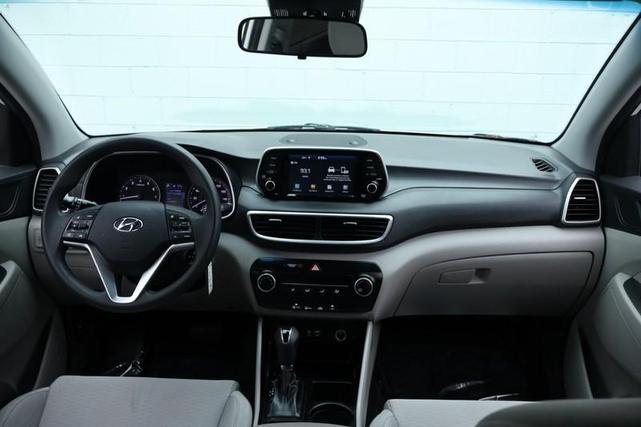 Photo of 2019 WHITE Hyundai TUCSON