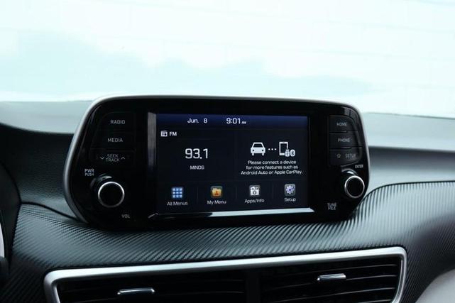 Photo of 2019 WHITE Hyundai TUCSON