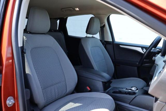 Photo of 2020 Sedona Orange Metallic Ford Escape