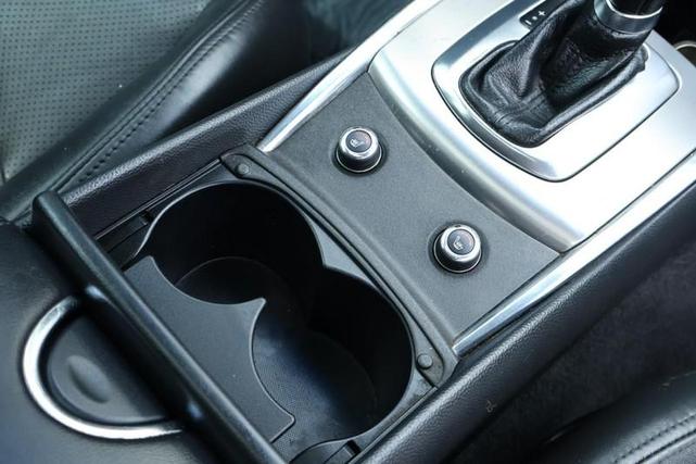 Photo of 2013 Black Obsidian INFINITI G37