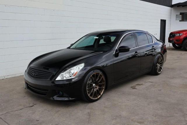 Photo of 2013 Black Obsidian INFINITI G37