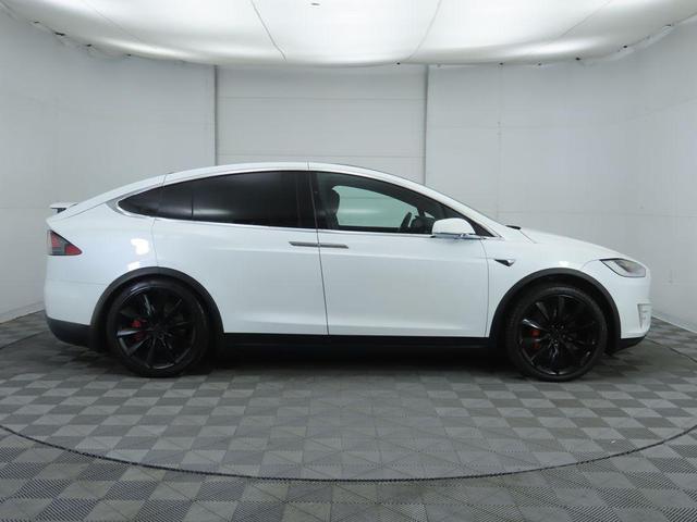 Photo of 2020 Pearl White Multi-Coat Tesla Model X
