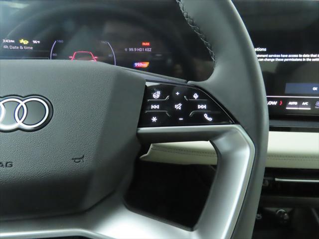 Photo of 2025 Manhattan Gray Metallic Audi Q6 e-tron