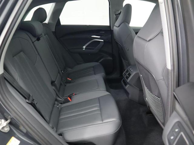 Photo of 2025 Gray Metallic Audi Q5