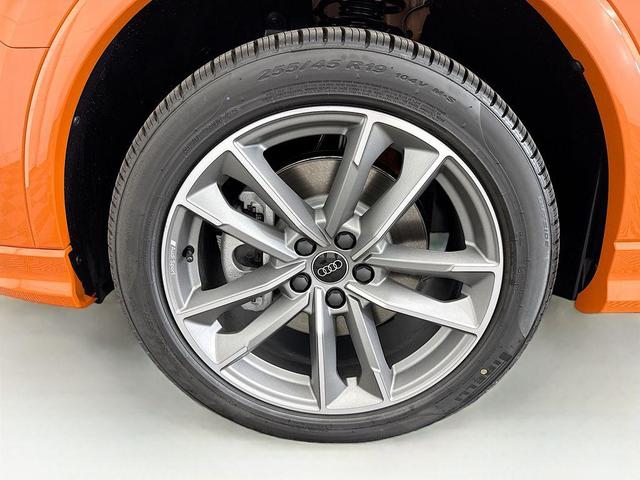 Photo of 2025 Pulse Orange Audi Q3
